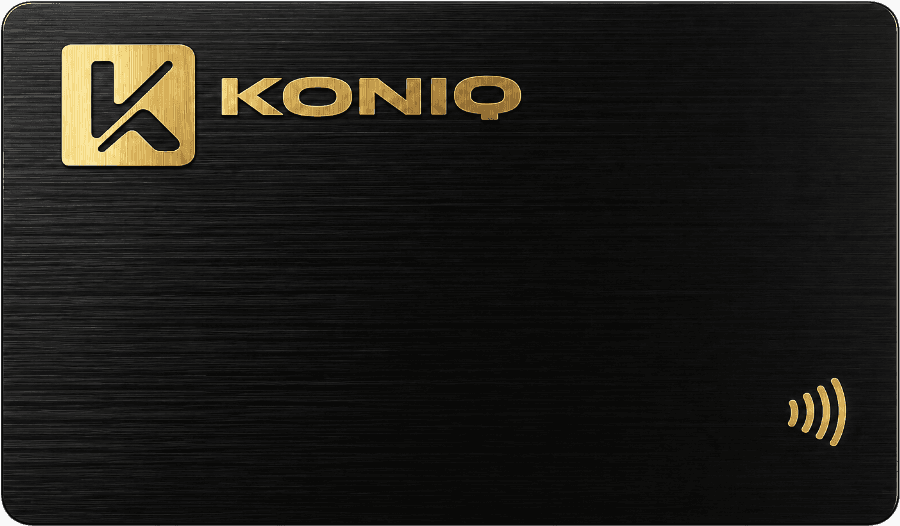 Cartes de visite NFC KONIQ recto et verso, finition noire et or, sur fond sombre premium — recto